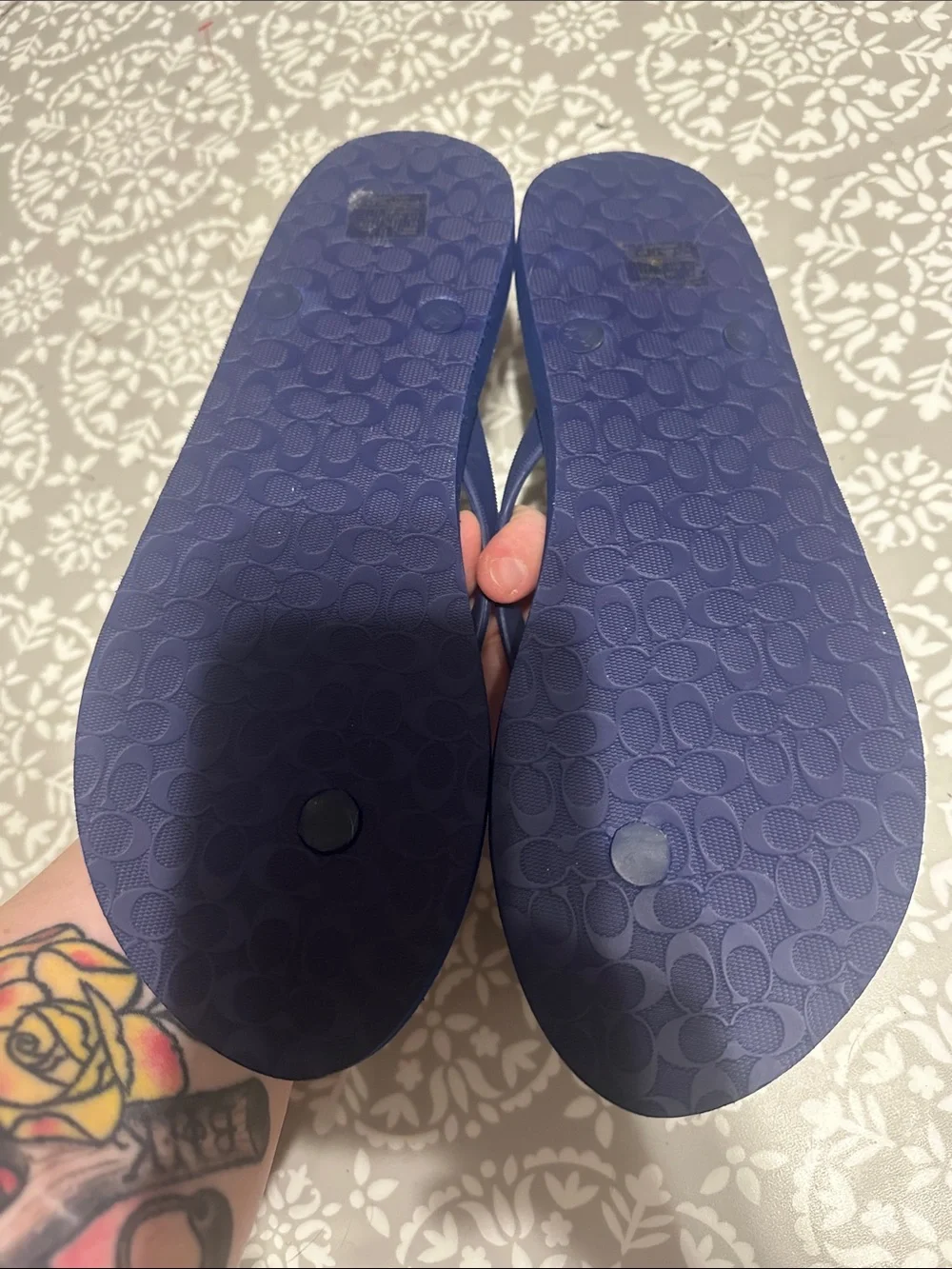 Coach Navy & Cream Bow Adorned Flip Flops